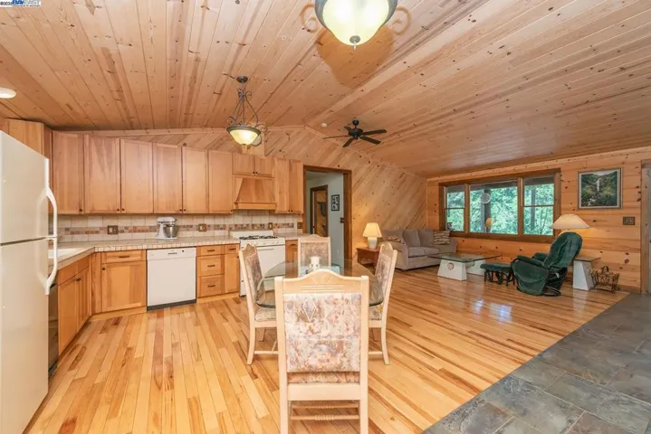 4298 Little Browns Creek Rd, Weaverville, California 96093