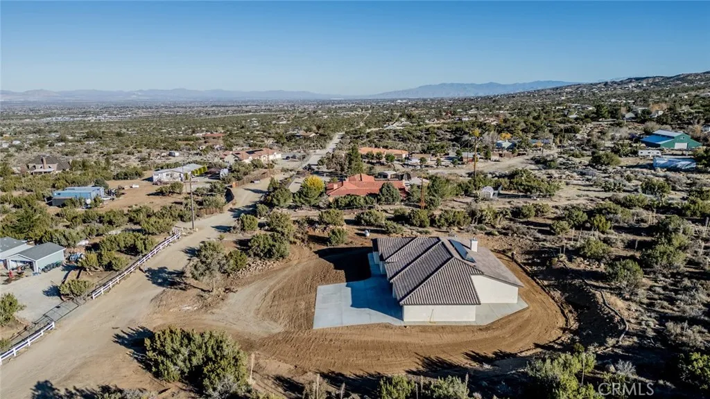 1275 Hollister, Pinon Hills, California 92372 home-pic-43