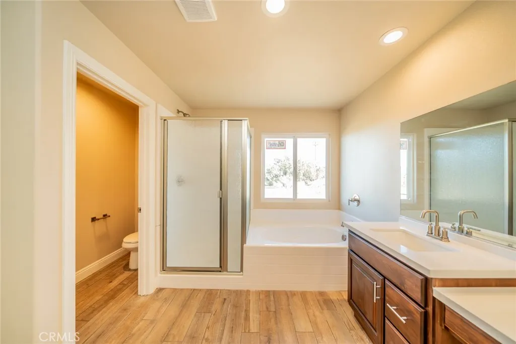 1275 Hollister, Pinon Hills, California 92372 home-pic-31