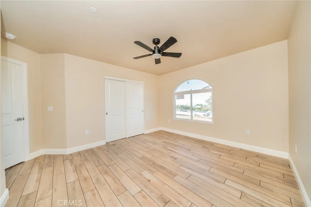 1275 Hollister, Pinon Hills, California 92372 home-pic-22