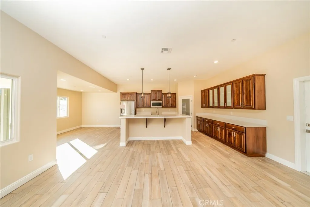 1275 Hollister, Pinon Hills, California 92372 home-pic-13