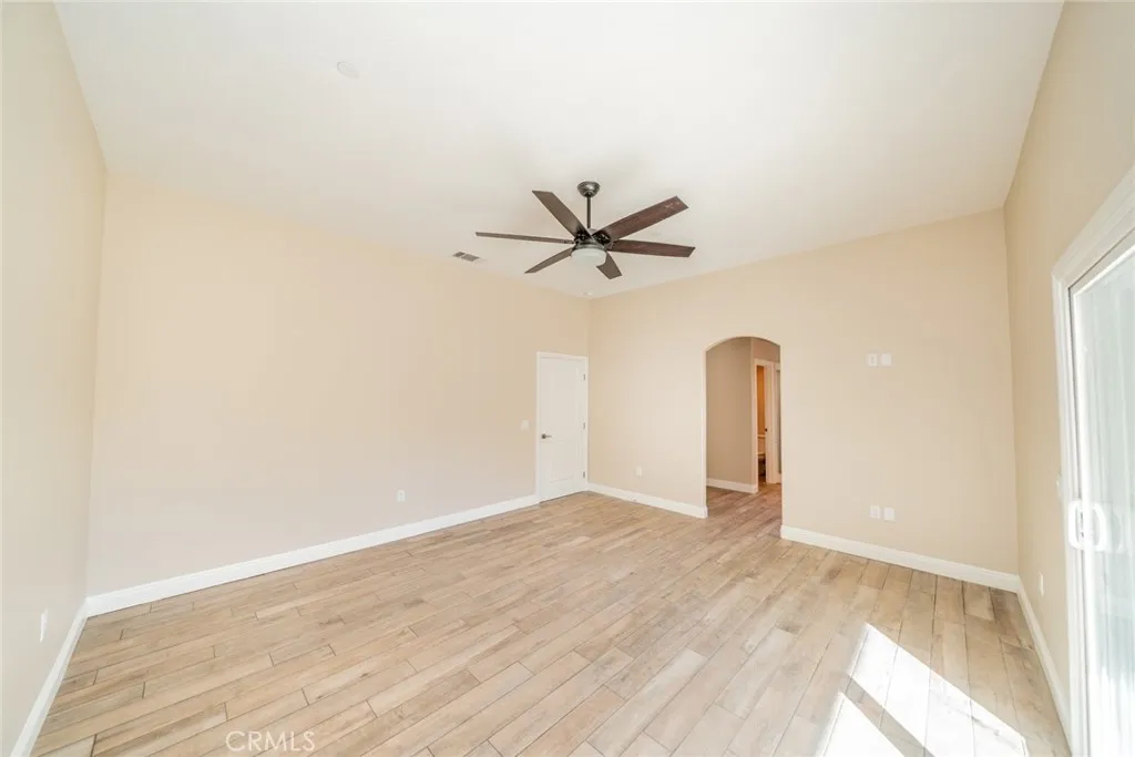1275 Hollister, Pinon Hills, California 92372 home-pic-35