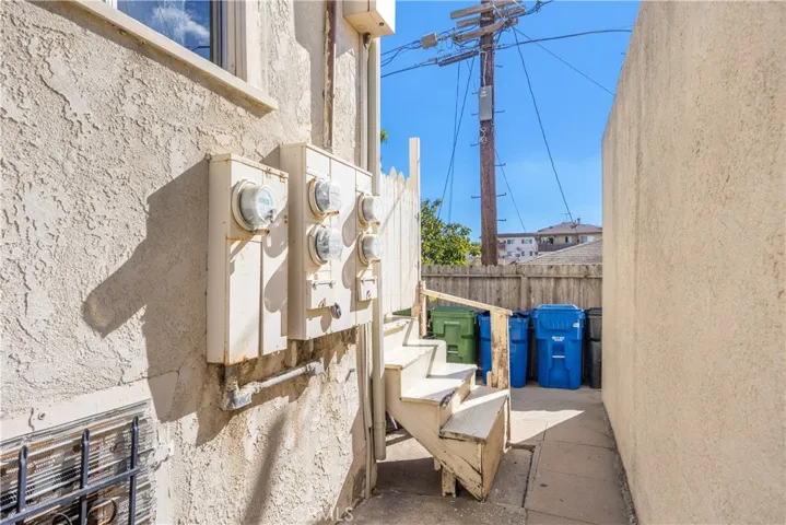963 W 9th, San Pedro, California 90731