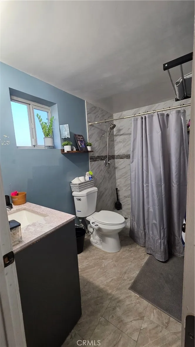 5793 Osbun, San Bernardino, California 92404 home-pic-7