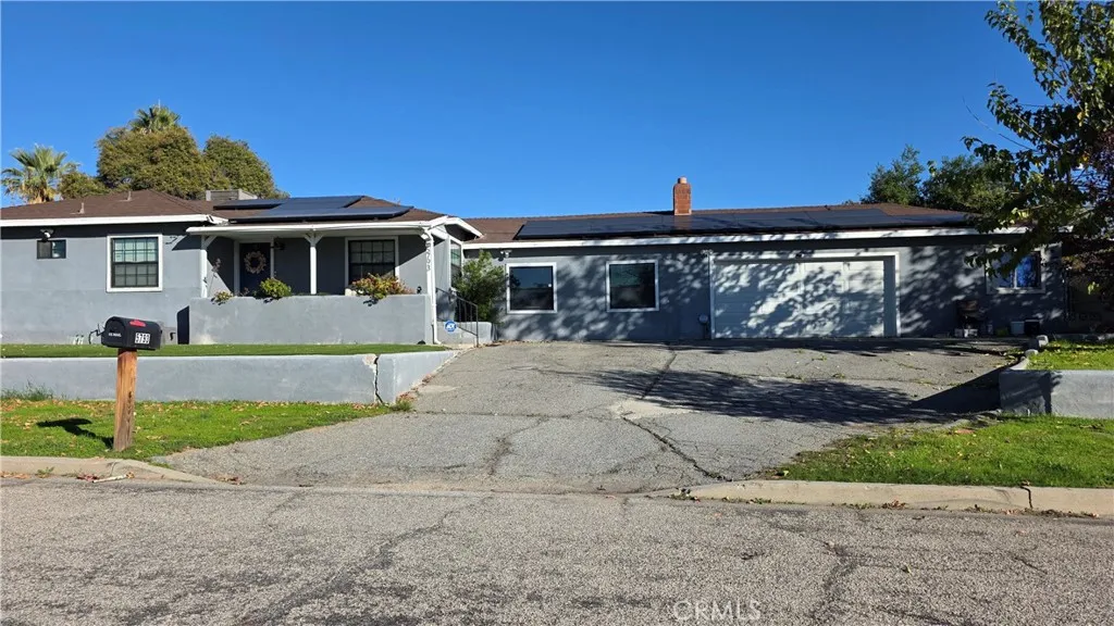 5793 Osbun, San Bernardino, California 92404 home-pic-1