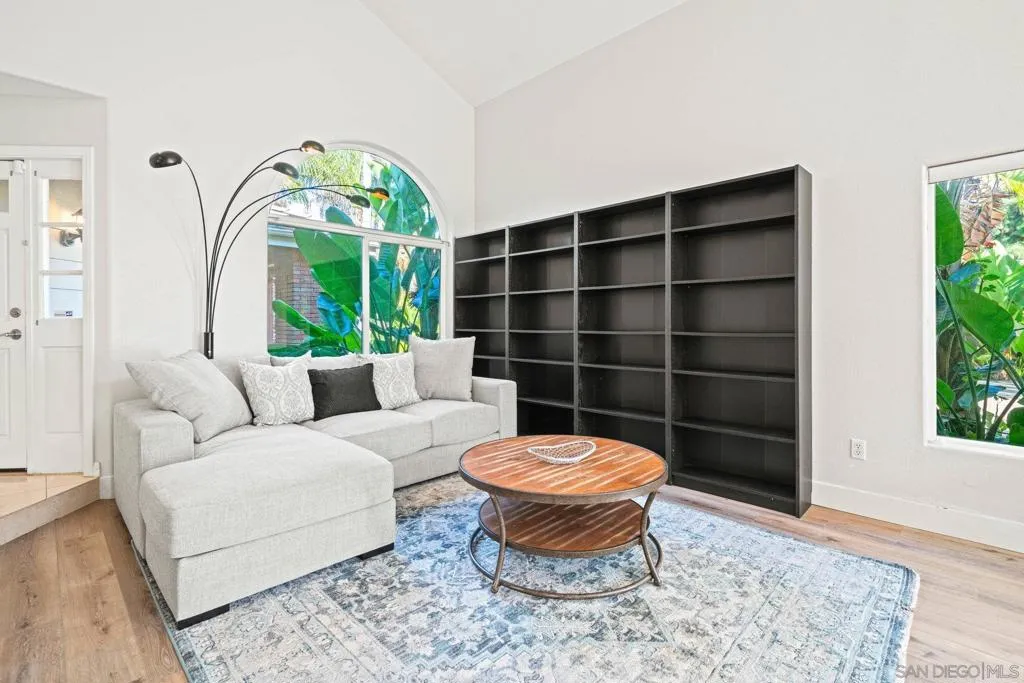 2579 Fire Mountain Drive, Oceanside, California 92054 home-pic-17