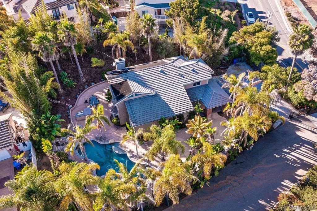 2579 Fire Mountain Drive, Oceanside, California 92054 home-pic-6