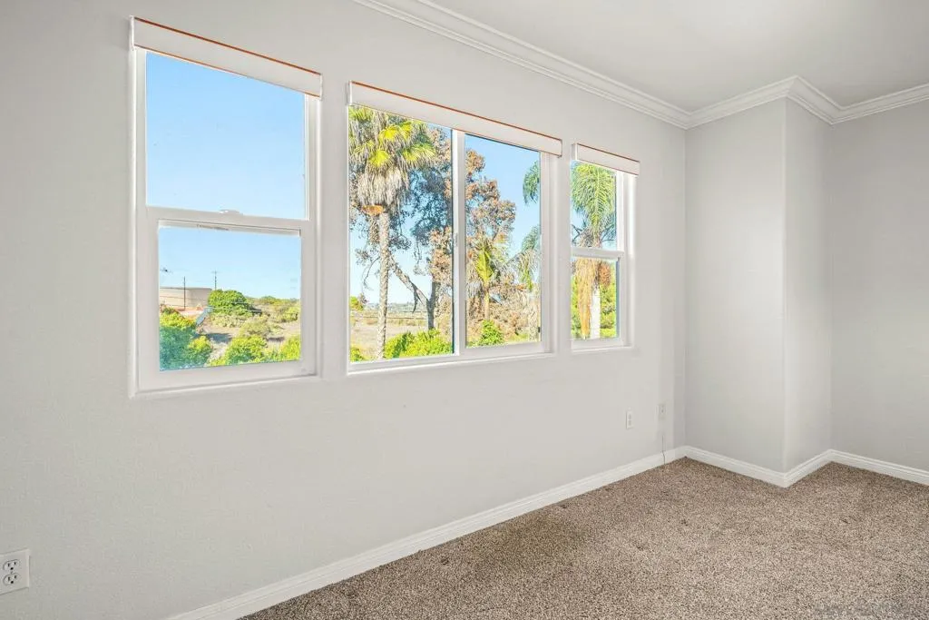 2579 Fire Mountain Drive, Oceanside, California 92054 home-pic-42