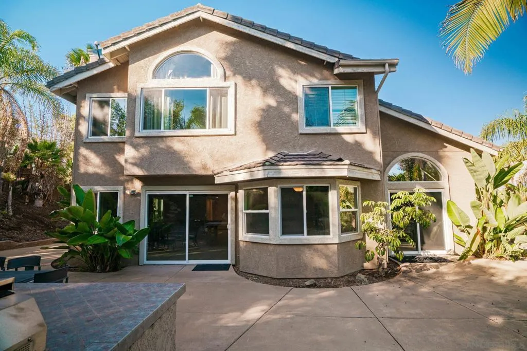 2579 Fire Mountain Drive, Oceanside, California 92054 home-pic-45