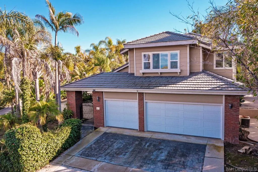 2579 Fire Mountain Drive, Oceanside, California 92054 home-pic-0