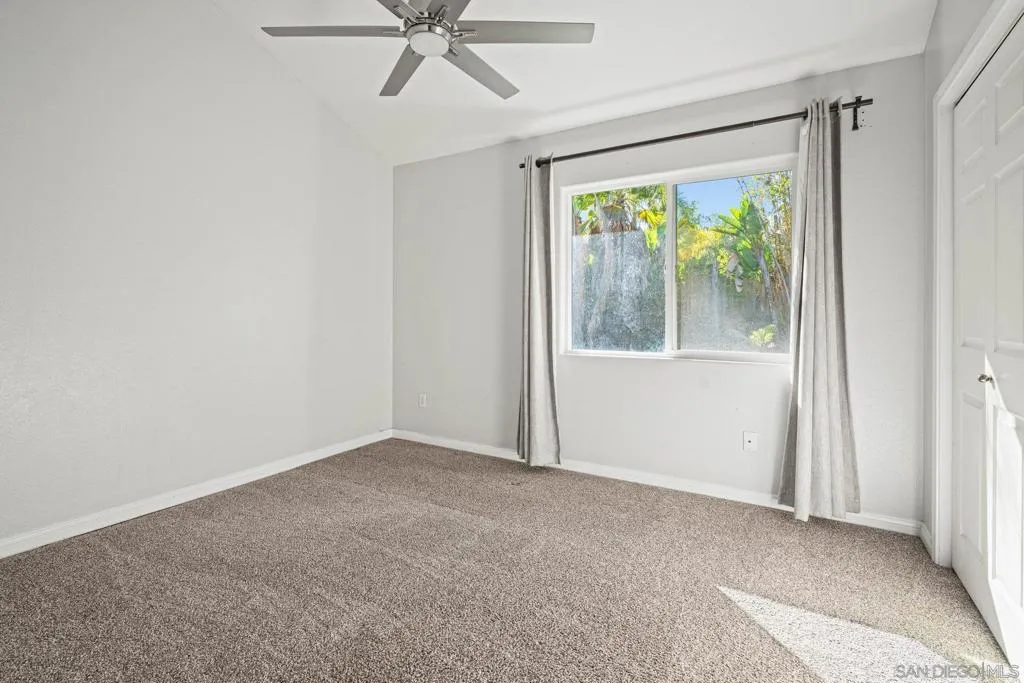 2579 Fire Mountain Drive, Oceanside, California 92054 home-pic-38