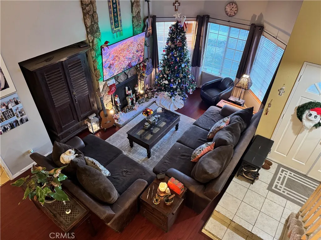 13931 Shadow, Fontana, California 92337 home-pic-37