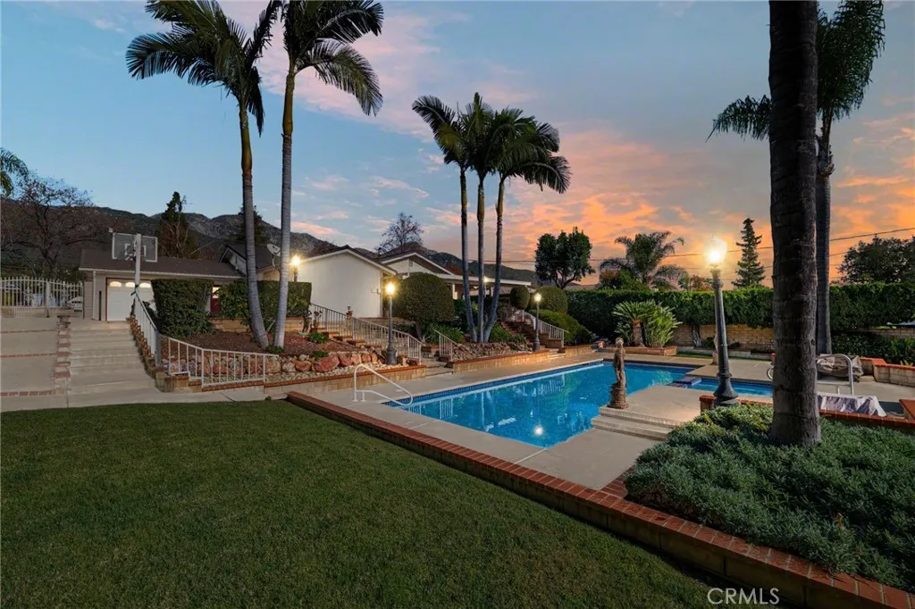 472 W 23rd Street, Upland, California 91784 home-pic-1