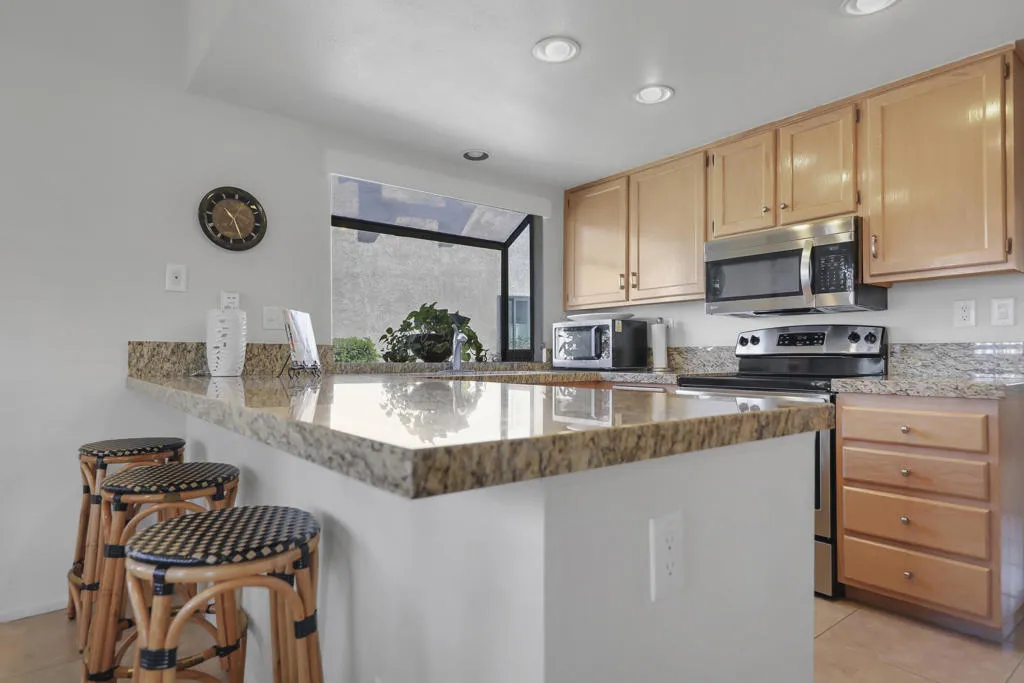 41537 Princeville Lane, Palm Desert, California 92211 home-pic-1