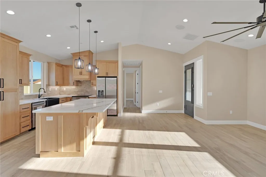 16618 Country Ranch Court, Victorville, California 92392 home-pic-1