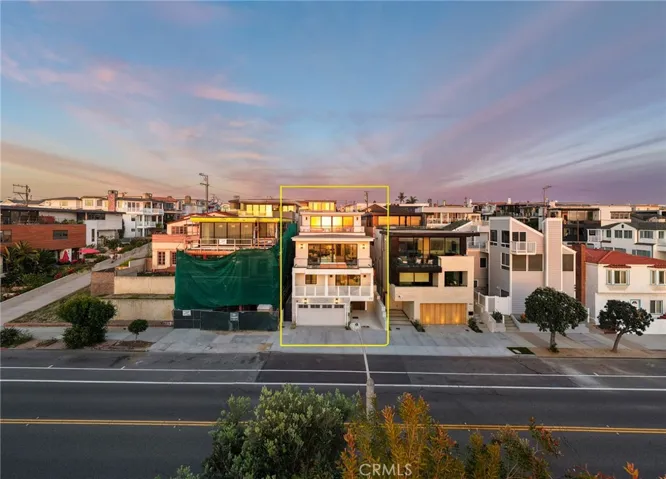 213 Bayview Drive, Manhattan Beach, California 90266