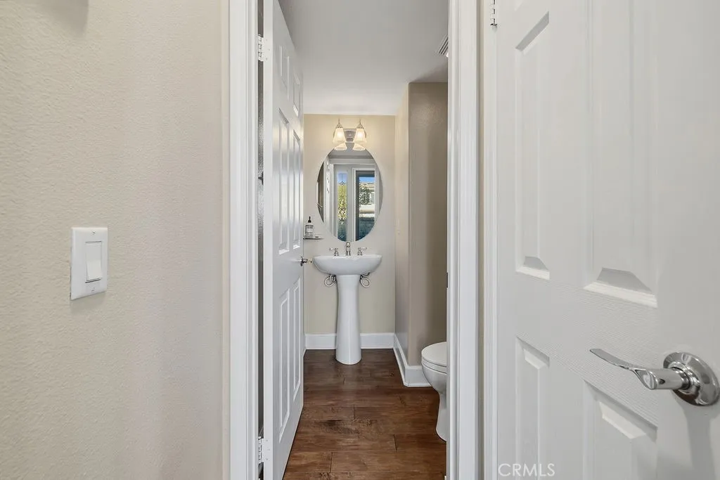 24128 Willowbrooke Court, Valencia, California 91354 home-pic-17