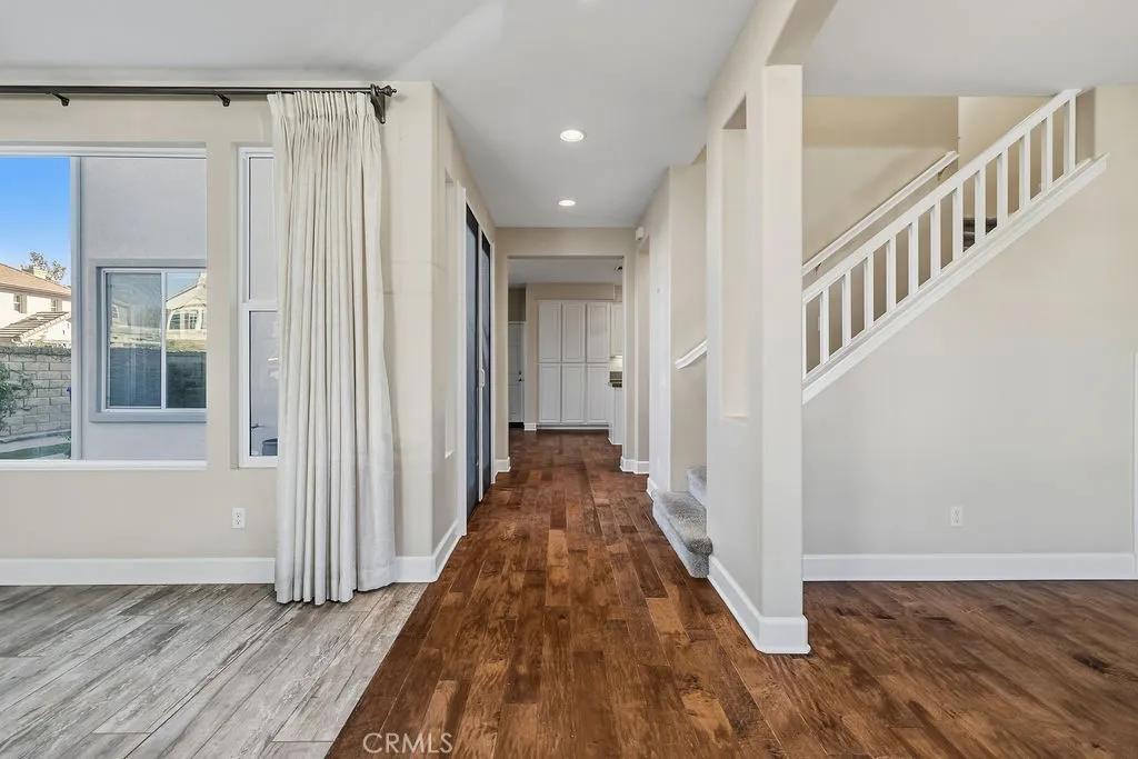24128 Willowbrooke Court, Valencia, California 91354 home-pic-12