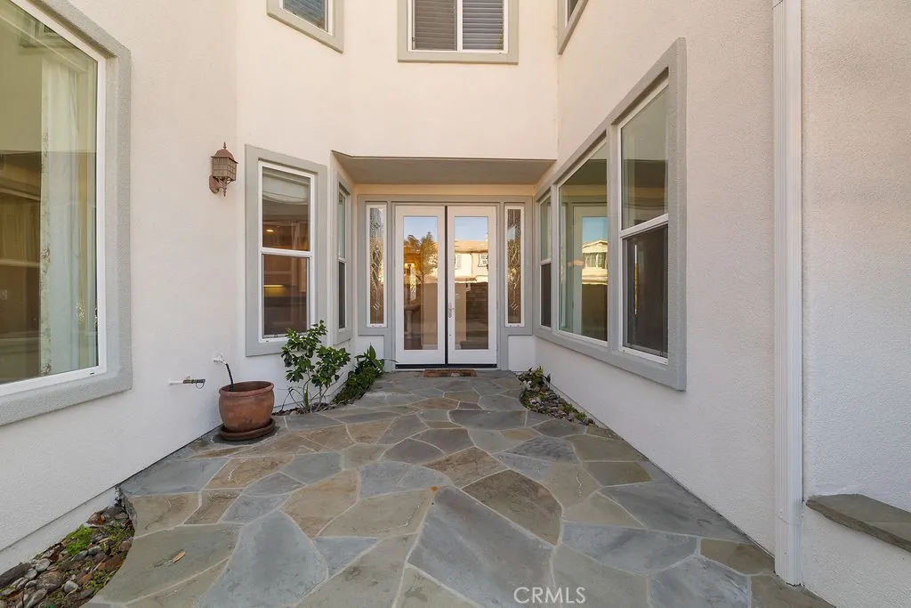 24128 Willowbrooke Court, Valencia, California 91354 home-pic-44