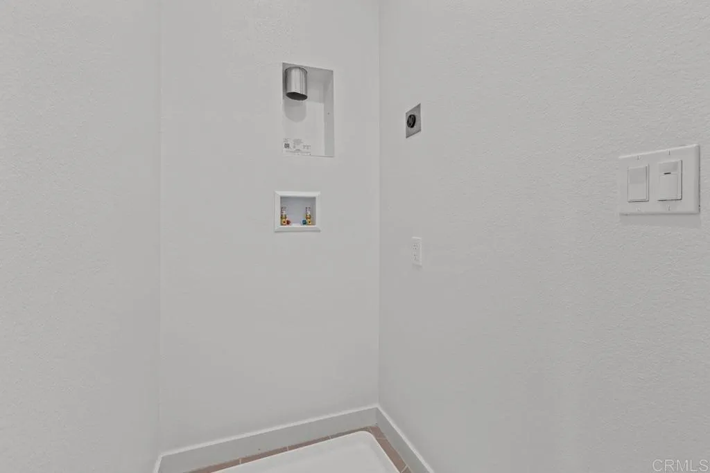 2579 Elderberry Lane, Carlsbad, California 92008 home-pic-15