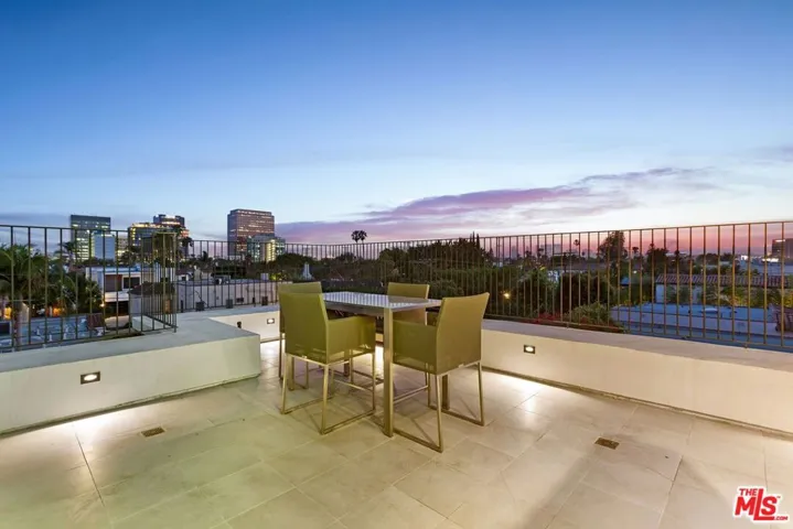 6360 Drexel Avenue, Los Angeles, California 90048