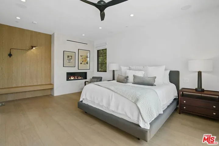 6360 Drexel Avenue, Los Angeles, California 90048