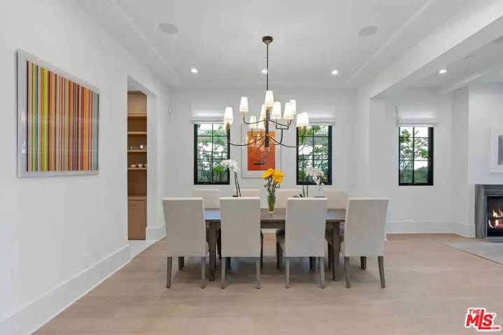 6360 Drexel Avenue, Los Angeles, California 90048