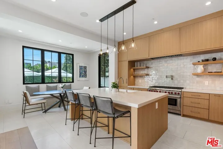 6360 Drexel Avenue, Los Angeles, California 90048