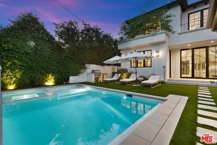 6360 Drexel Avenue, Los Angeles, California 90048