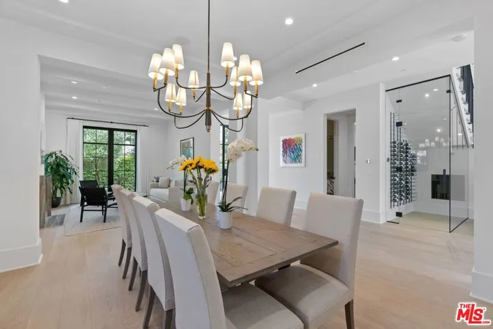 6360 Drexel Avenue, Los Angeles, California 90048