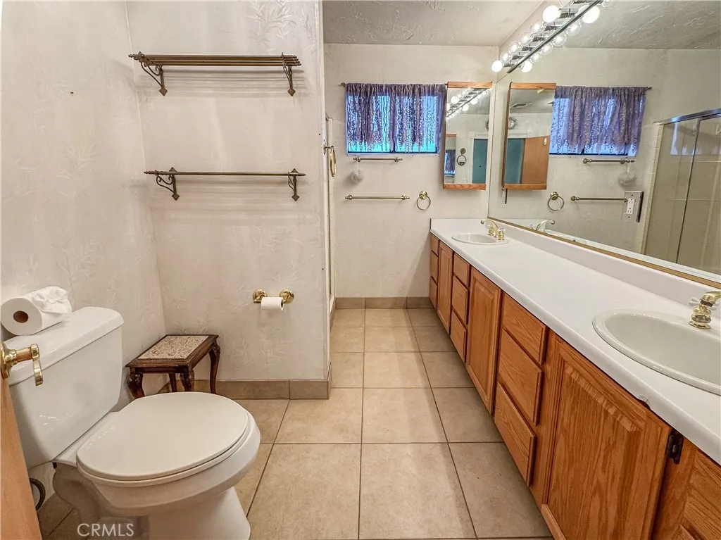 211 Walnut Street, Needles, California 92363 home-pic-26