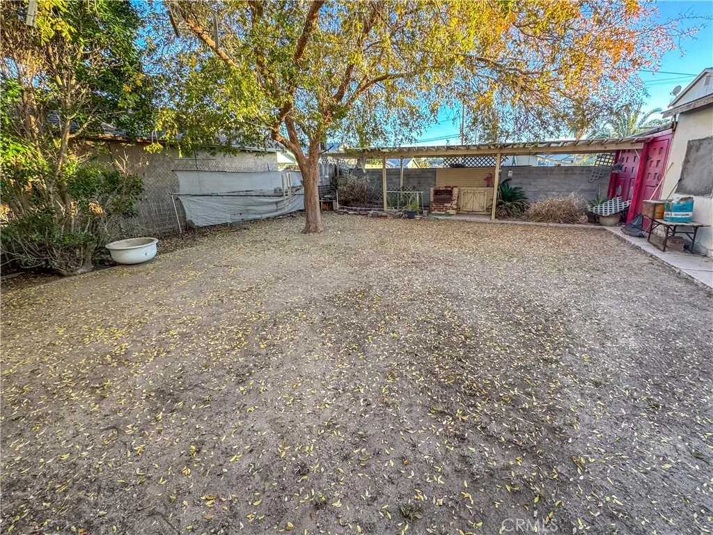 211 Walnut Street, Needles, California 92363 home-pic-37