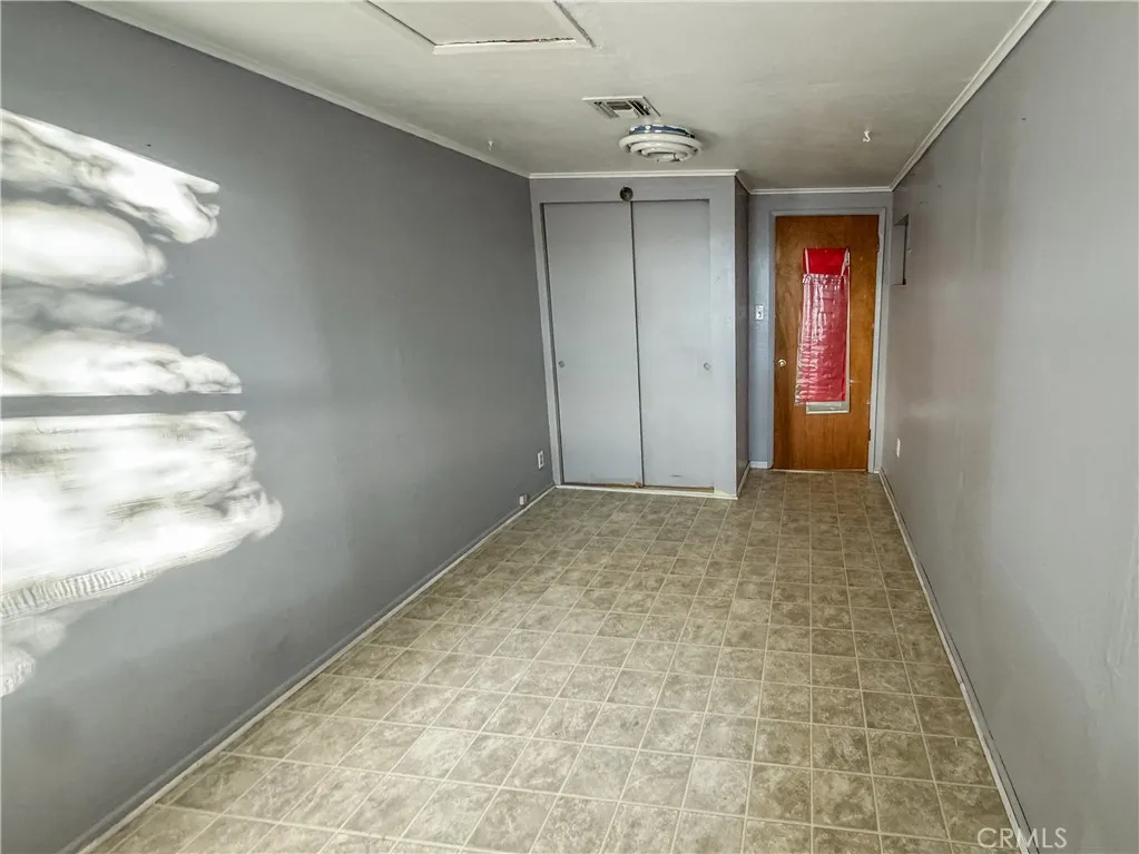 211 Walnut Street, Needles, California 92363 home-pic-25