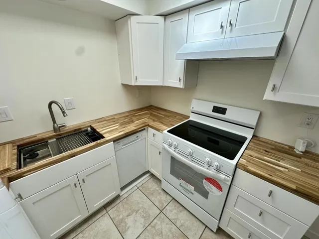 Kitchen 5