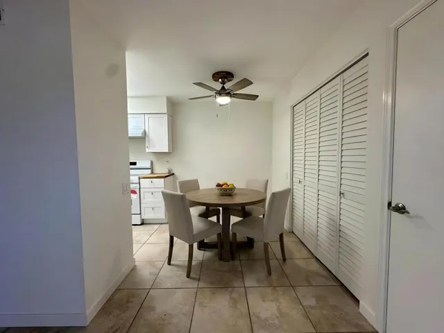 Dining2