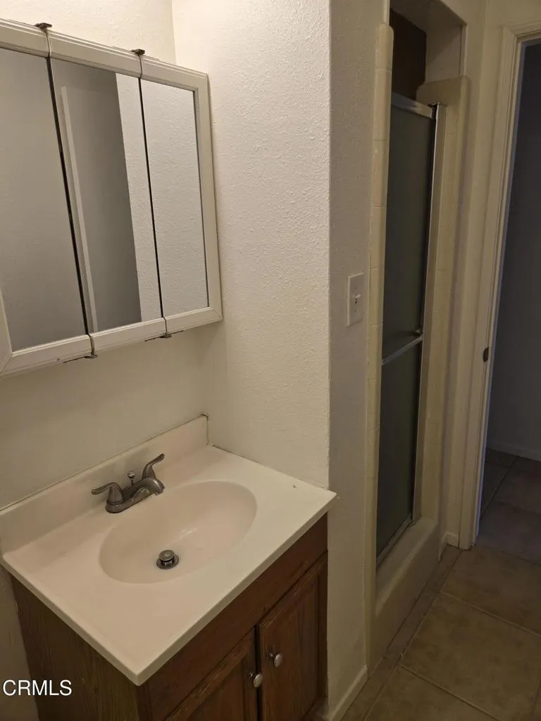 44036 Cedar Avenue, Lancaster, California 93534 home-pic-11