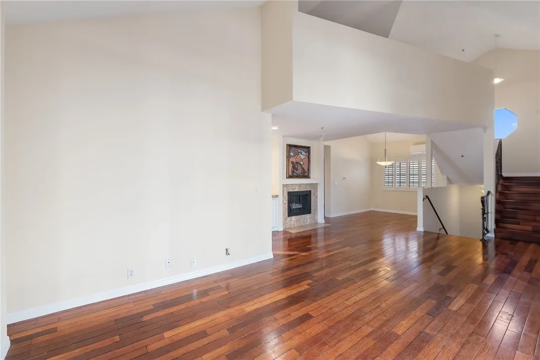 221 Violet, Monrovia, California 91016 home-pic-13