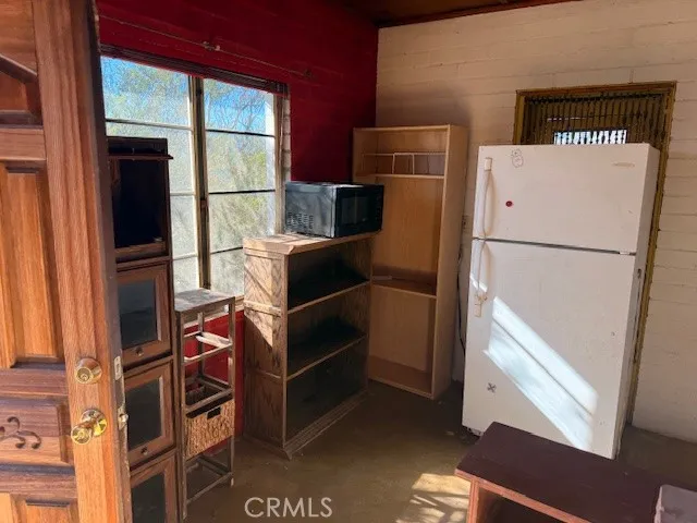 51136 Mecca Road, Morongo Valley, California 92256 home-pic-8