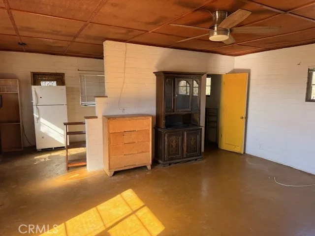 51136 Mecca Road, Morongo Valley, California 92256 home-pic-10