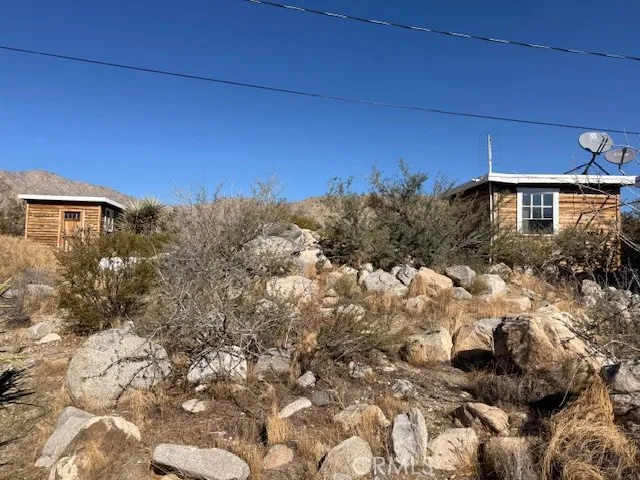 51136 Mecca Road, Morongo Valley, California 92256 home-pic-4