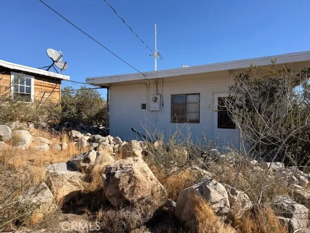 51136 Mecca Road, Morongo Valley, California 92256 home-pic-3
