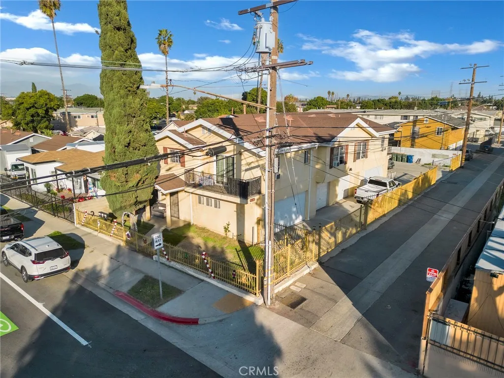 7114 El Selinda Ave, Bell Gardens, California 90201 home-pic-8