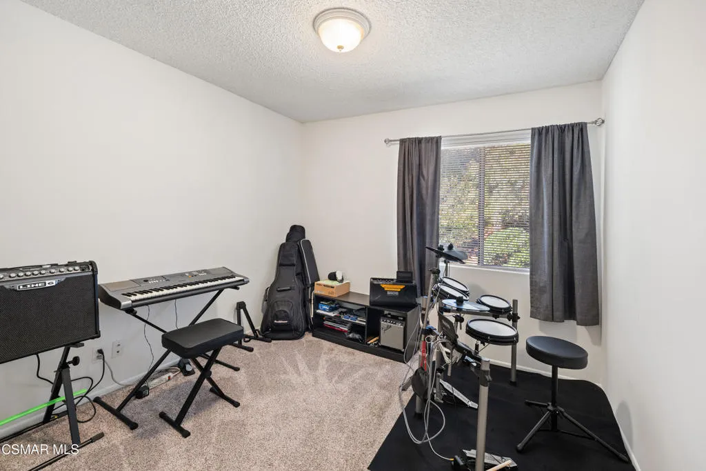 317 Los Vientos Drive, Newbury Park, California 91320 home-pic-17