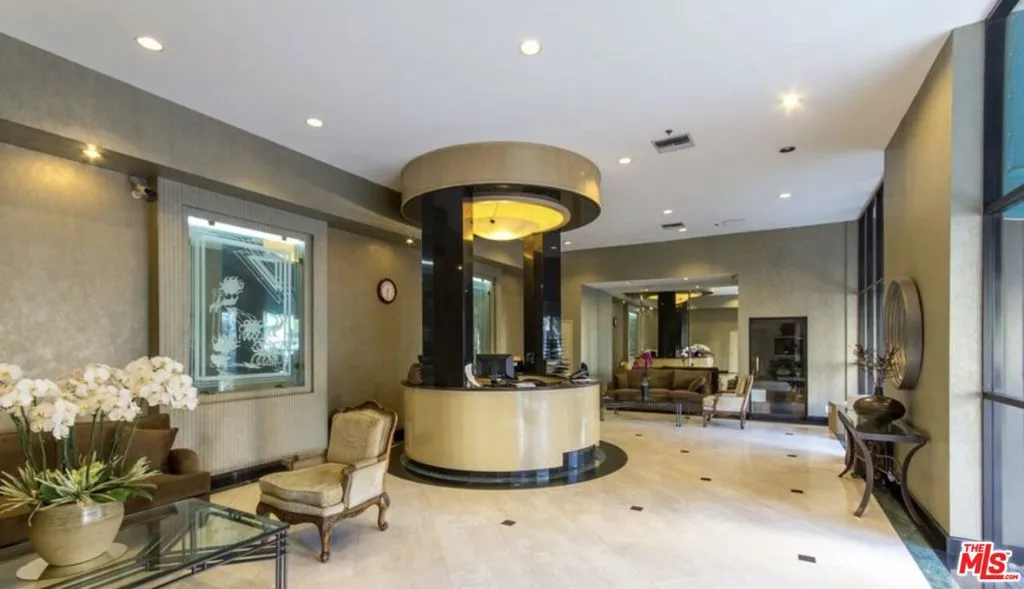 10535 Wilshire Boulevard 1701, Los Angeles, California 90024 home-pic-1