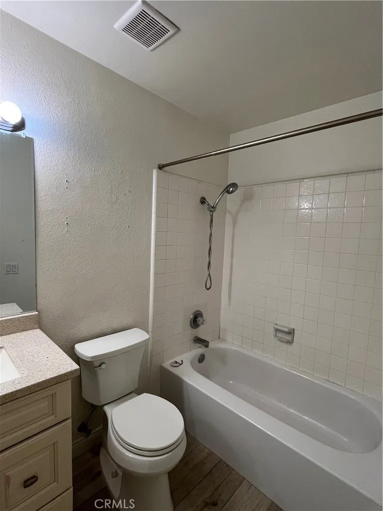 17361 Sandalwood, Irvine, California 92612 home-pic-24