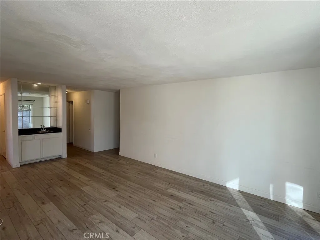 17361 Sandalwood, Irvine, California 92612 home-pic-11