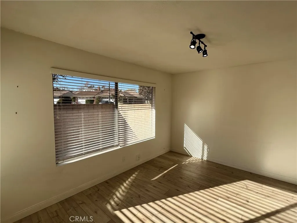 17361 Sandalwood, Irvine, California 92612 home-pic-8