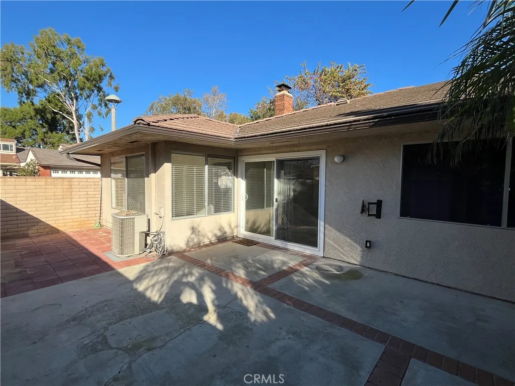 17361 Sandalwood, Irvine, California 92612 home-pic-13