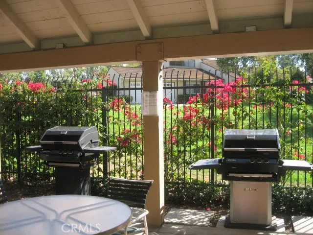 17361 Sandalwood, Irvine, California 92612 home-pic-38