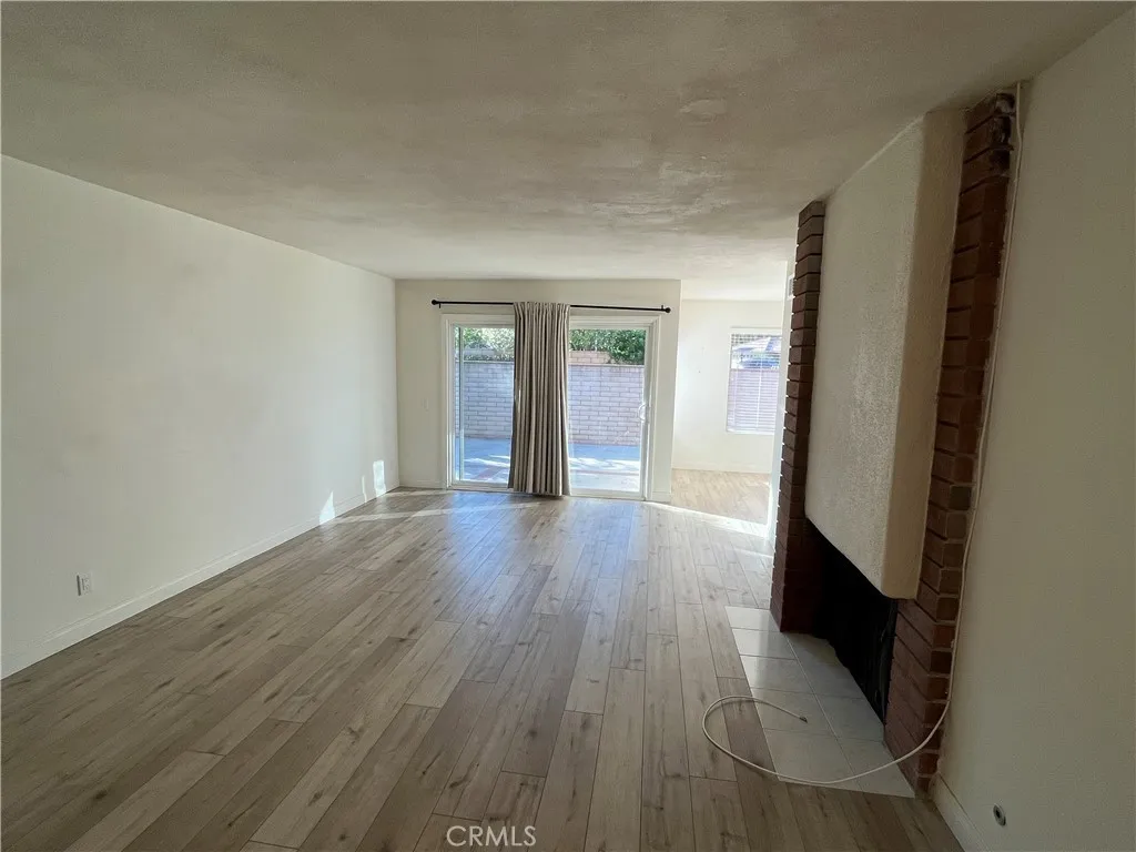 17361 Sandalwood, Irvine, California 92612 home-pic-9